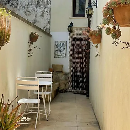 Castello Di - Splendido Bilocale Con Wifi A 5 Minuti Dal Mare *