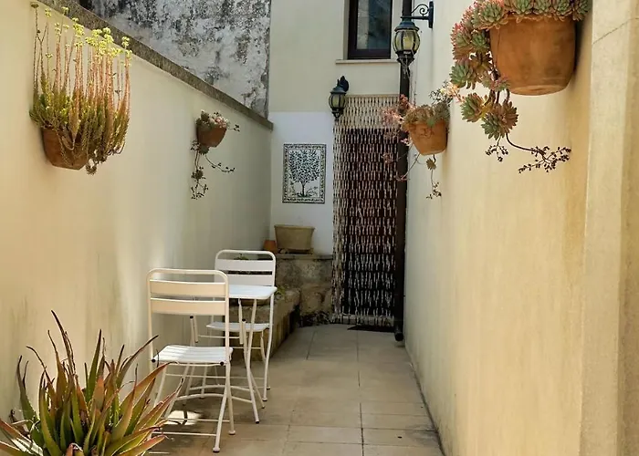 Castello Di - Splendido Bilocale Con Wifi A 5 Minuti Dal Mare *