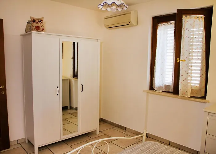 Prázdninový dům Castello Di - Splendido Bilocale Con Wifi A 5 Minuti Dal Mare *
